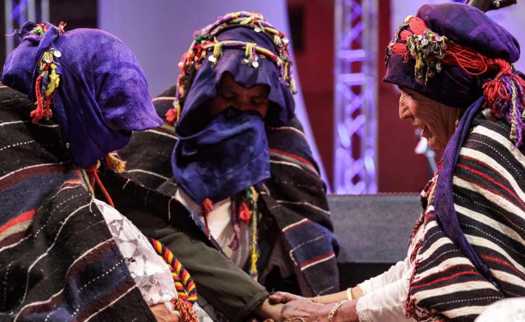 ملابس تقليدية