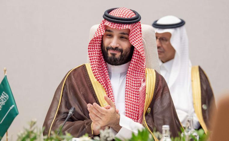 الأمير محمد يحرص بنفسه على توسيع مشاريع رؤية 2030