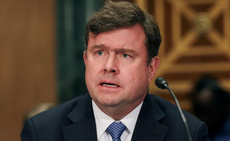 هيرلي يعمل على تعزيز حملة أقصى الضغوط التي يقودها ترامب ضد طهران