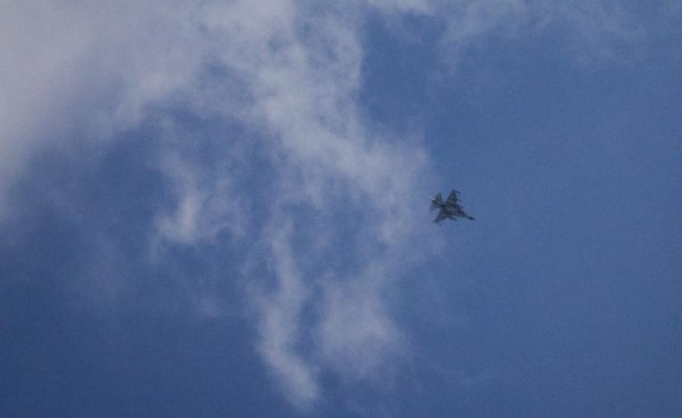 مناورة عسكرية على بعد يقارب مئة كيلومتر من الأراضي الإيرانية