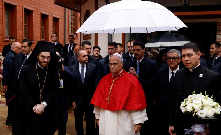 حزب الله يلجأ للبابا بعد توريط لبنان في حرب غير متكافئة مع اسرائيل