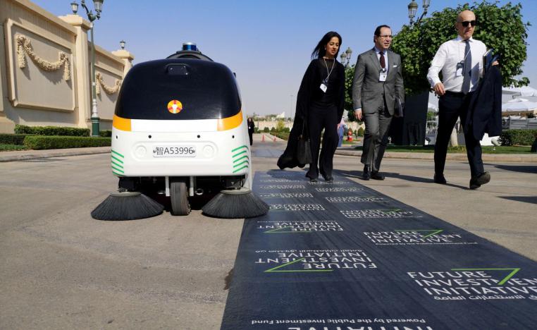 السعودية تحول التركيز لقطاعات مثل الذكاء الاصطناعي والخدمات اللوجستية