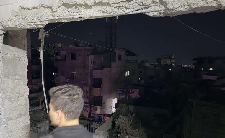 أضرار مادية بالمنزل مع إصابة امرأة