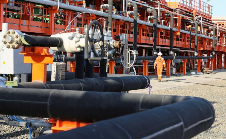 مخاوف من فائض في المعروض