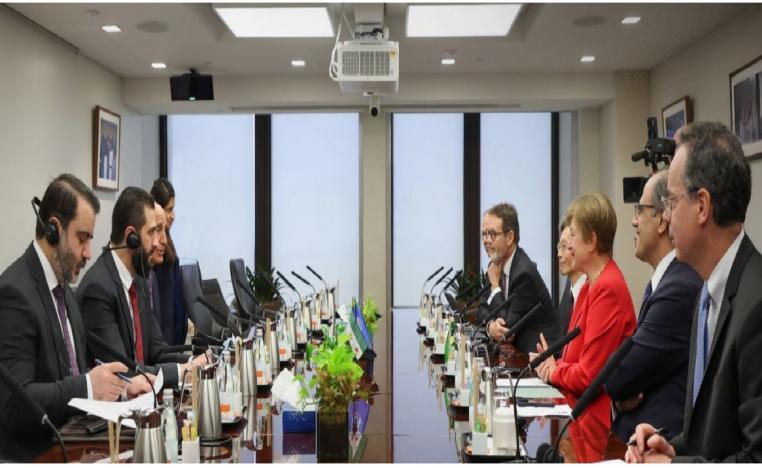 تحسين الوضع الاقتصادي الشغل الشاغل للرئيس السوري الشرع