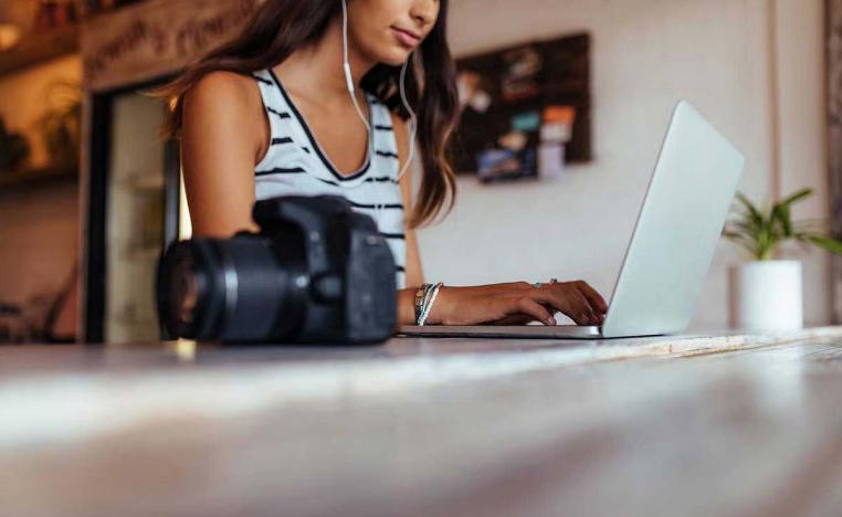 1 Billion Followers Summit