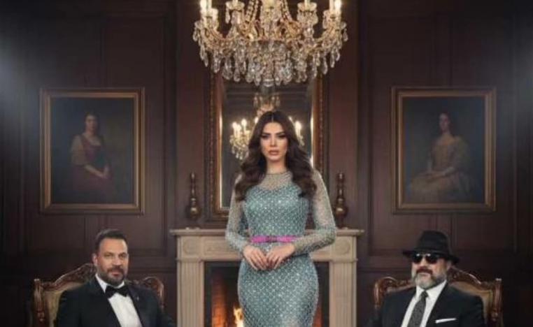 كل شخصية في العمل تمتلك عالمها الخاص