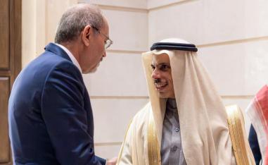 تنسيق وتشاور بين عمان والرياض في مختلف المجالات