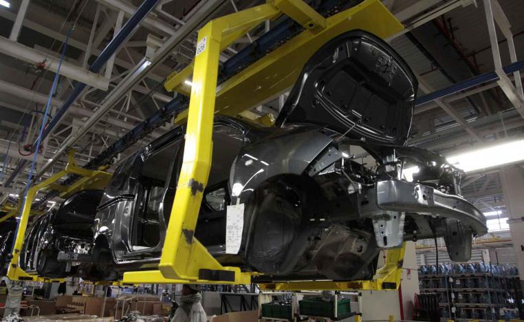 Deeper integration into complex global value chains