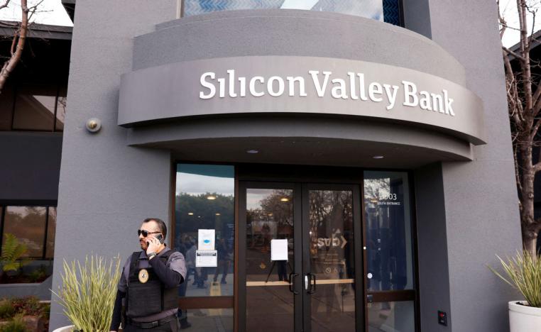 البيانات تتحول إلى آلهةٍ جديدة تُقدّس في معابد الشركات الكبرى