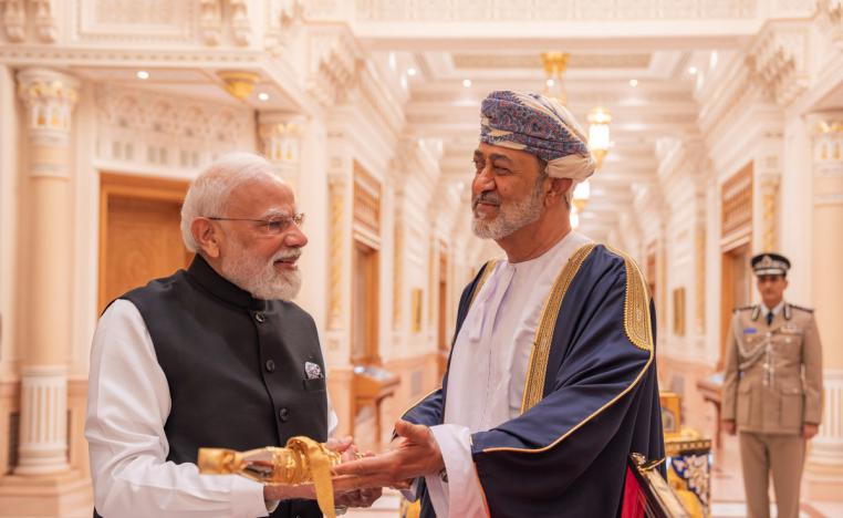 عُمان والهند يداً بيد