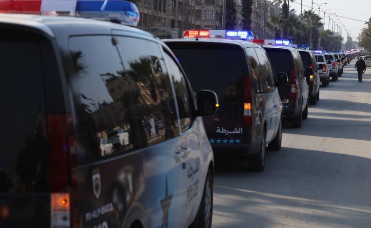 وزير الداخلية شارك في مراسم تسليم أسطول من الآليات الجديدة