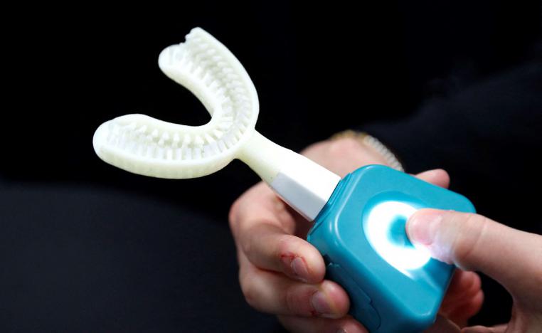 فرشاة اسنان