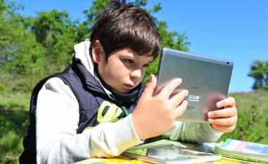 Vulnerable to technological traps