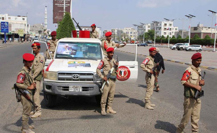 Persistent divisions