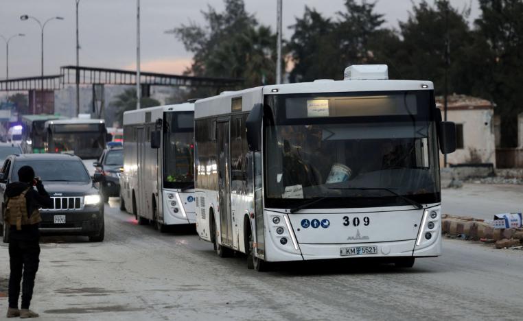 خروج بعد اشتباكات دامية