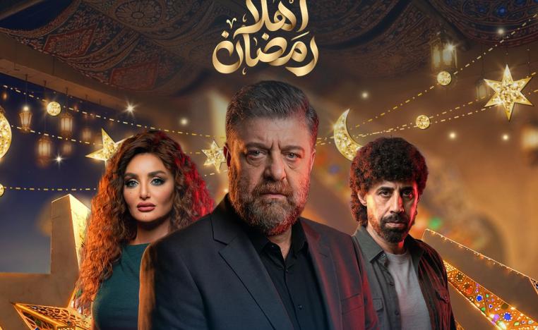 المشاهد أمام مرآة ساخرة