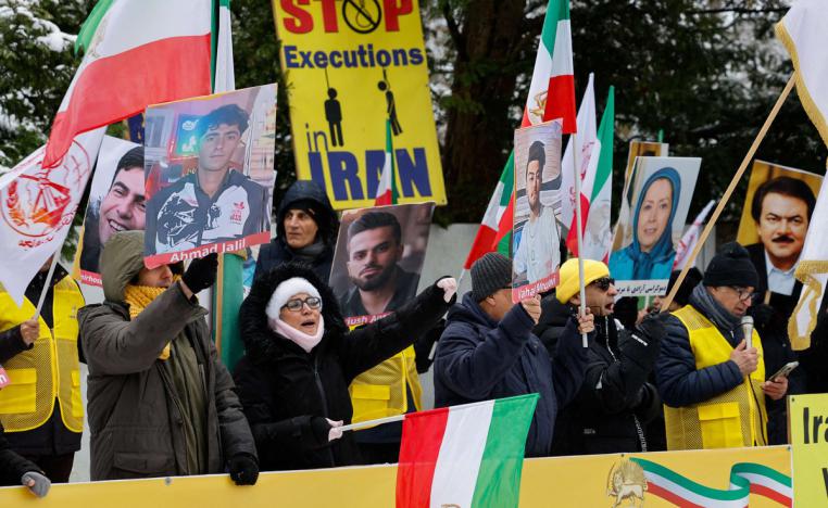 المعارضة الإيرانية تفشل في استثمار اللحظة التاريخية