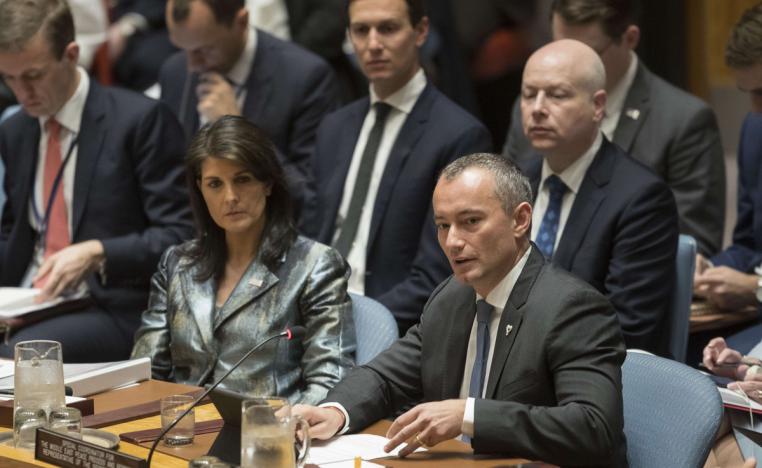 ملادينوف يجيد لغة الصفقات   