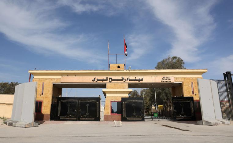 المنفذ الوحيد لتنقل أكثر من مليوني غزي 