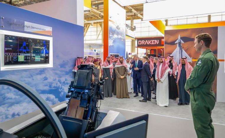 خطوات سعودية للانفتاح الدفاعي