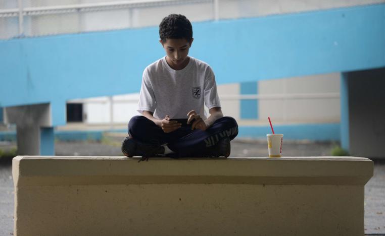 استخدام الهواتف بحاجة الى ضوابط