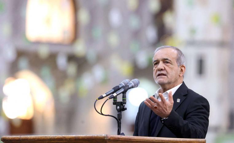 الرئيس الايراني يتبنى دبلوماسية التهدئة الإعلامية