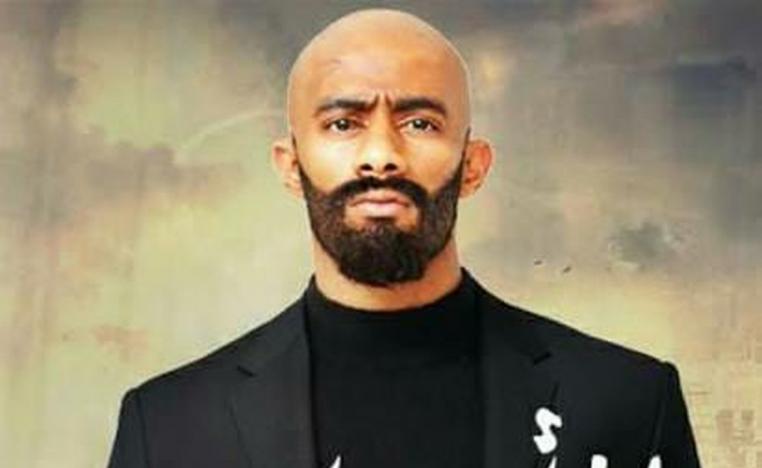 محمد رمضان يثير الجدل بمسلسلاته الشعبية