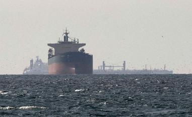 Oil prices remain elevated, investors cautious as war enters third week