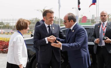 Focus on regional crises, economic ties