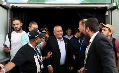 Can Eisenkot end Netanyahu's long hold on Israeli politics?