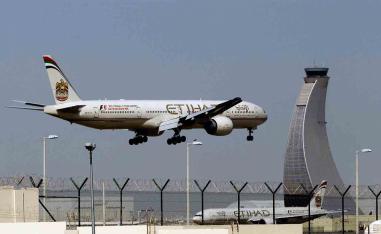 Emirates, Qatar Airways and Etihad are above or near 90% of their pre-war level