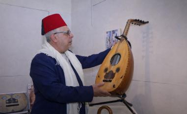 العود الدمشقي