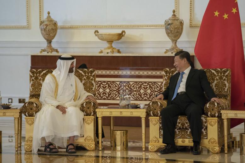 الشيخ محمد بن زايد آل نهيان والرئيس الصيني شي جينبينغ  
