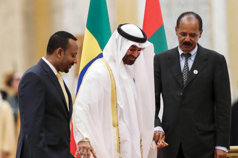 الشيخ محمد بن زايد يتوسط أفورقي وآبي