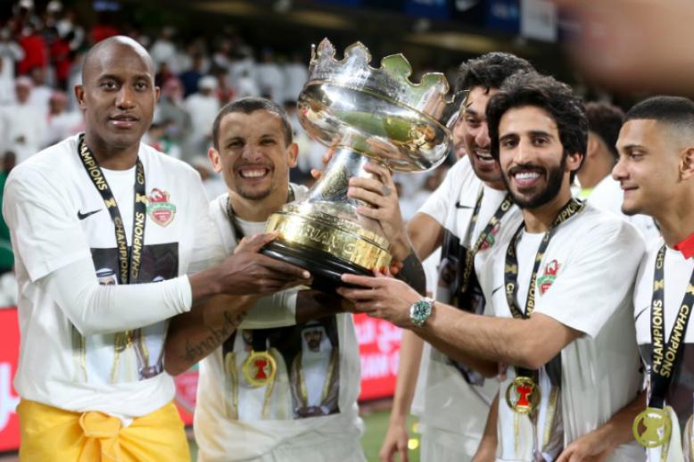 صورة لتتويج شباب الاهلي من صفحته الرسمية على تويتر