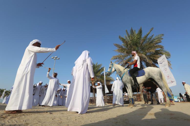 التعريف بتراث الإمارات العريق