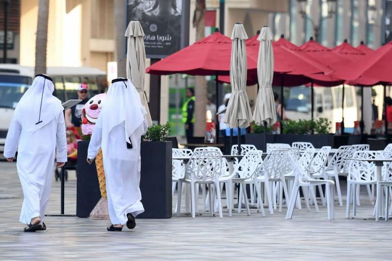 مقهى في الإمارات