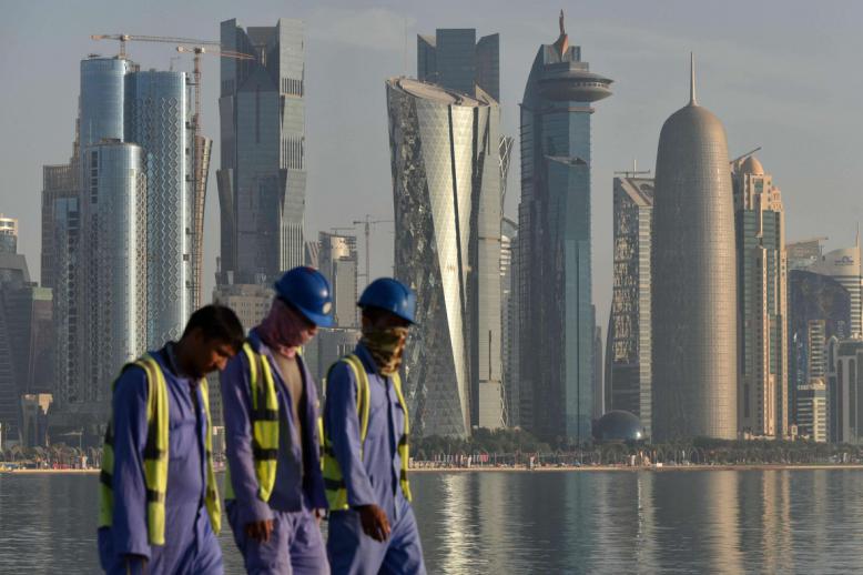 قطر اتخذت اجراءات مهمة لتحسين وضع العمالة الأجنبية لكن خبراء يرونها غير كافية