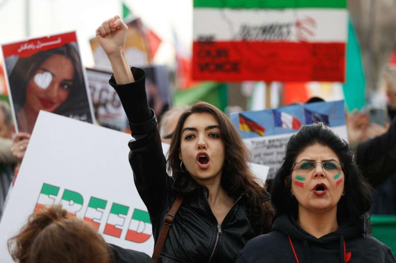 المعارضة الإيرانية في فرنسا تستغرب عدم اتخاذ أي إجراءات قانونية بحق بي آزار