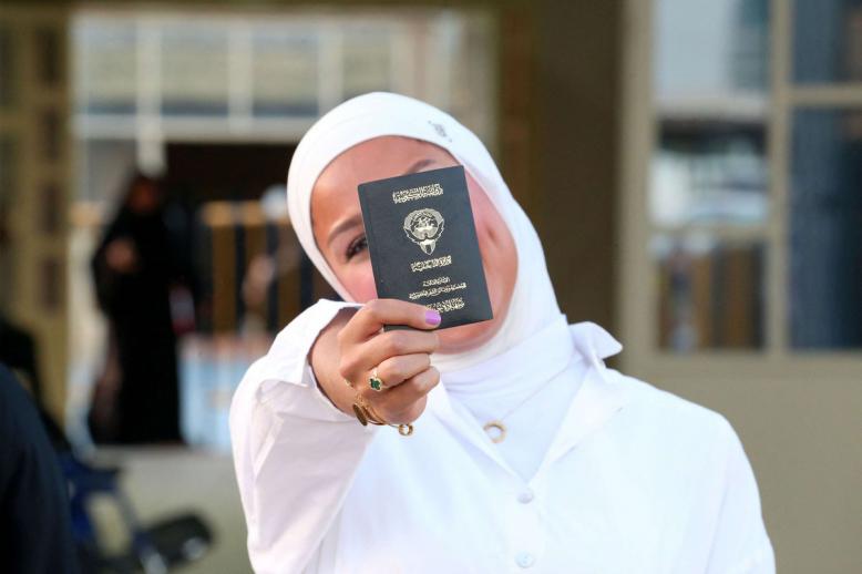 عمليات إسقاط الجنسية ستكون مستمرة