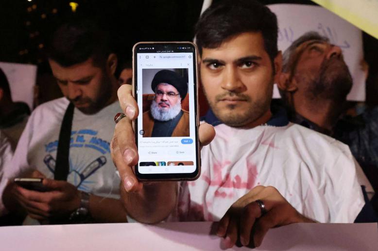 تظاهرة في بيروت بعد قصف إسرائيل لمقر حزب الله في الضاحية