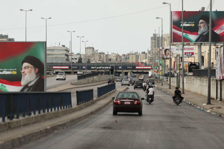 جداريات لحسن نصرالله في مقتربات بيروت مع الضاحية