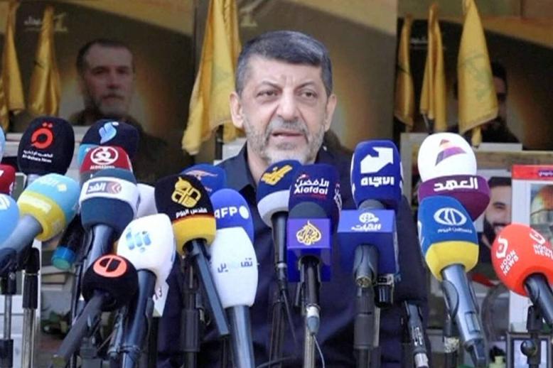 مسؤول الإعلام في حزب الله محمد عفيف في مؤتمر صحفي