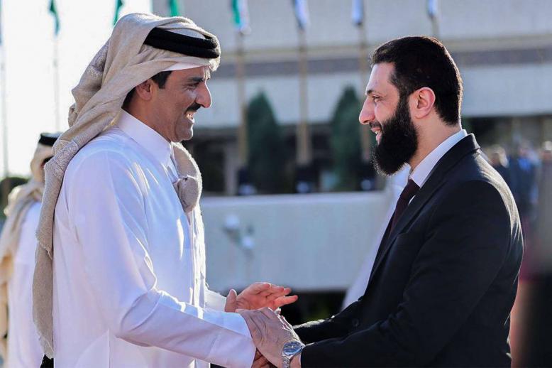 الرئيس السوري الجديد أحمد الشرع يستقبل أمير قطر الشيخ تميم بن حمد آل ثاني