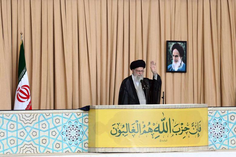 المرشد الأعلى في كلمة تهاجم الولايات المتحدة