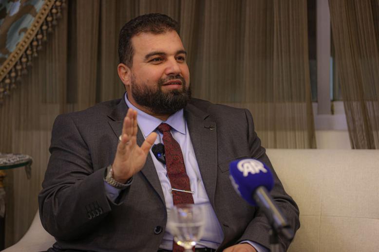 أول استقالة لمسؤول حكومي رفيع بعد سقوط الأسد