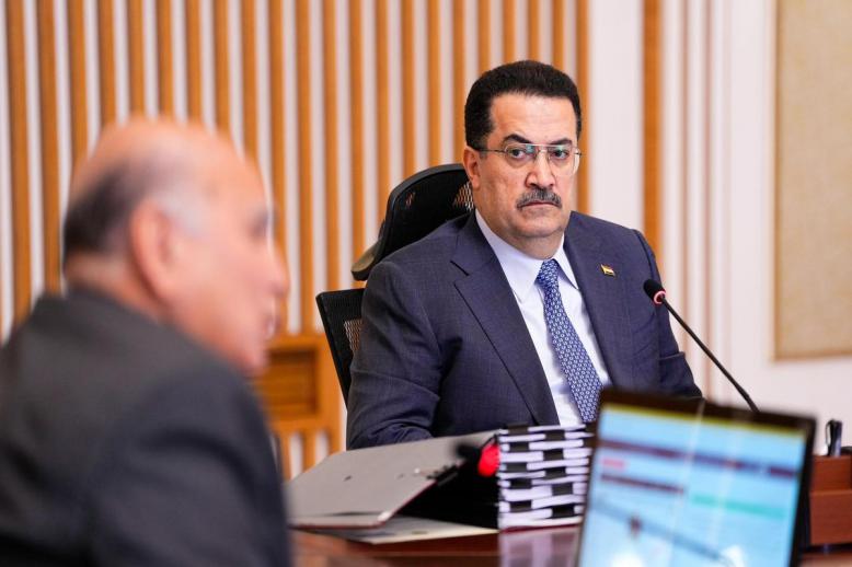 رئيس الوزراء العراقي يسعى إلى تعزيز حظوظه الانتخابية 
