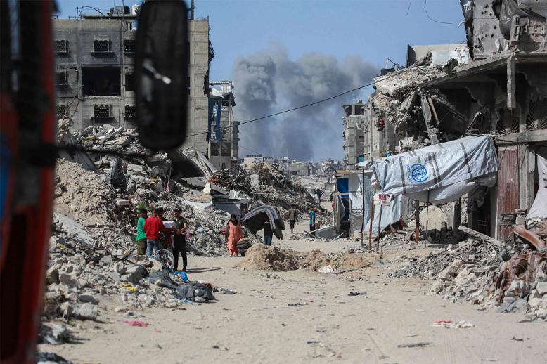 Gaza under heavy Israeli bombardment