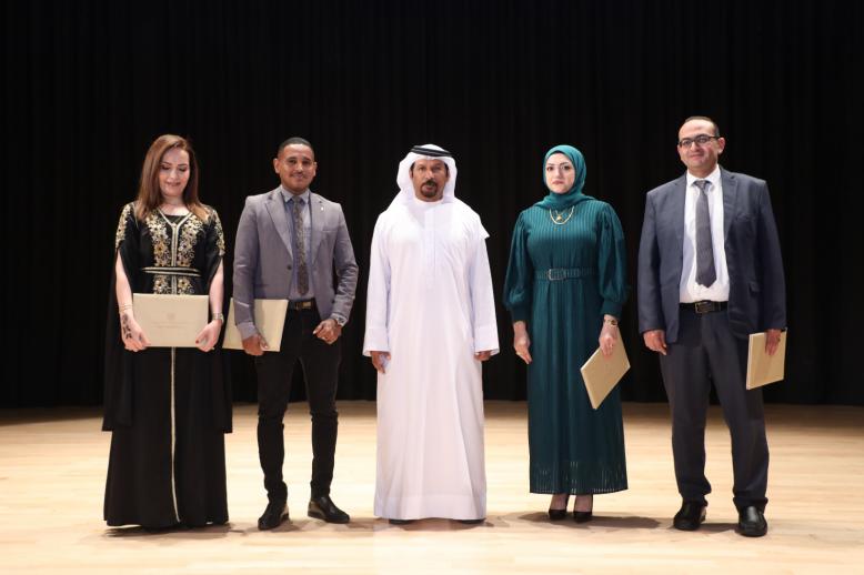  'بيت الشعر بالشارقة'